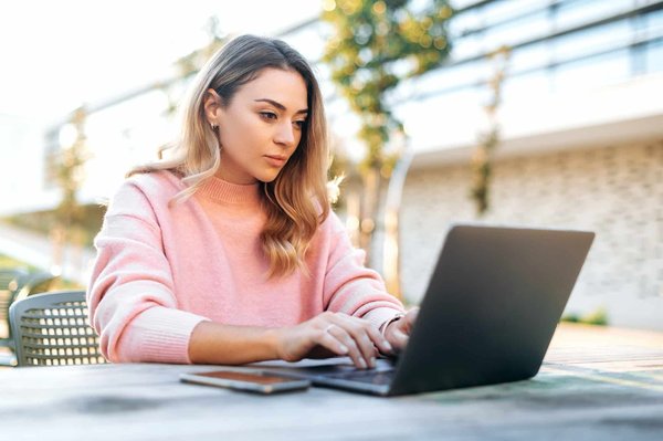 Freelance SEO : comment construire une marque personnelle puissante ?