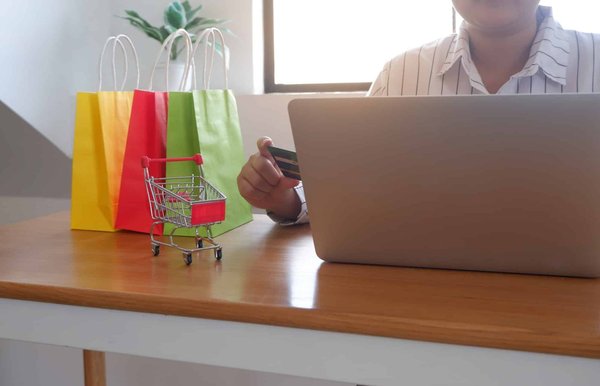 Peut-on personnaliser un sweat Dragon Ball Z ?