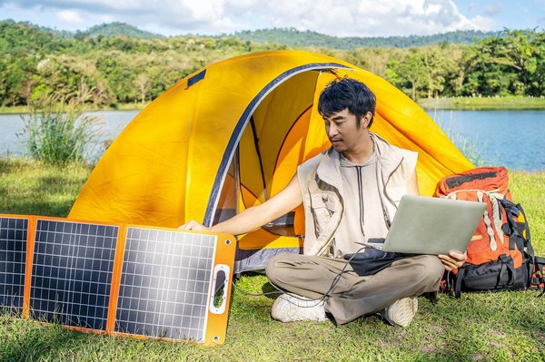 Comment sont les installations électriques au Camping Rancho Davaine ?